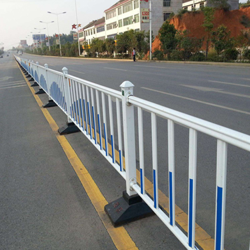 防撞护栏:构建安全生活的防线